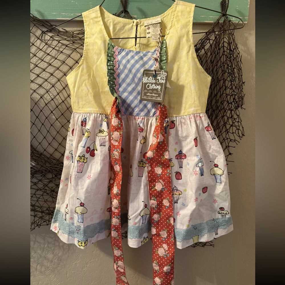 Matilda Jane Hello Lovely Take the Cake Top